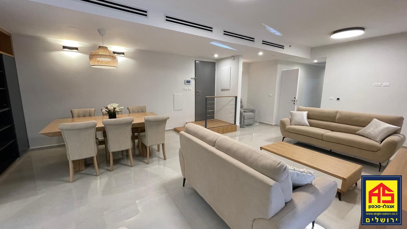 Rez de jardin 4 Pièces à Rachel Imenu Street, Greek Colony,  Jerusalem