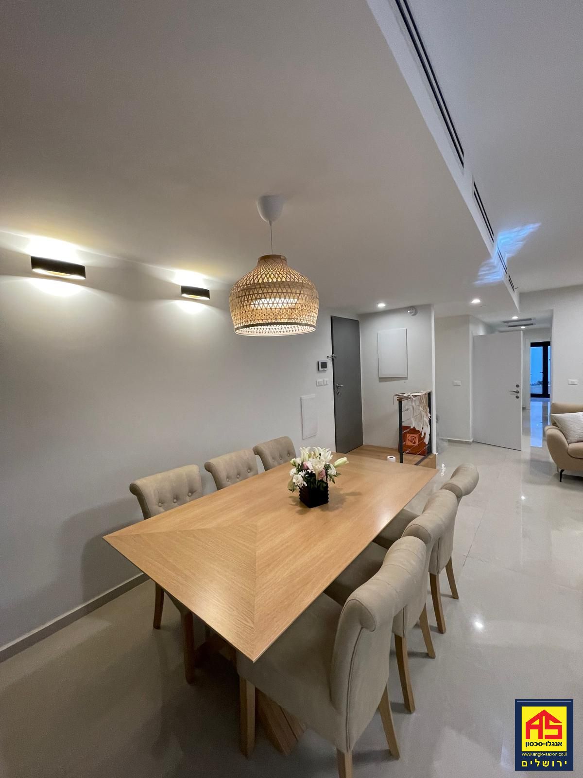 Rez de jardin 4 Pièces à Rachel Imenu Street, Greek Colony,  Jerusalem