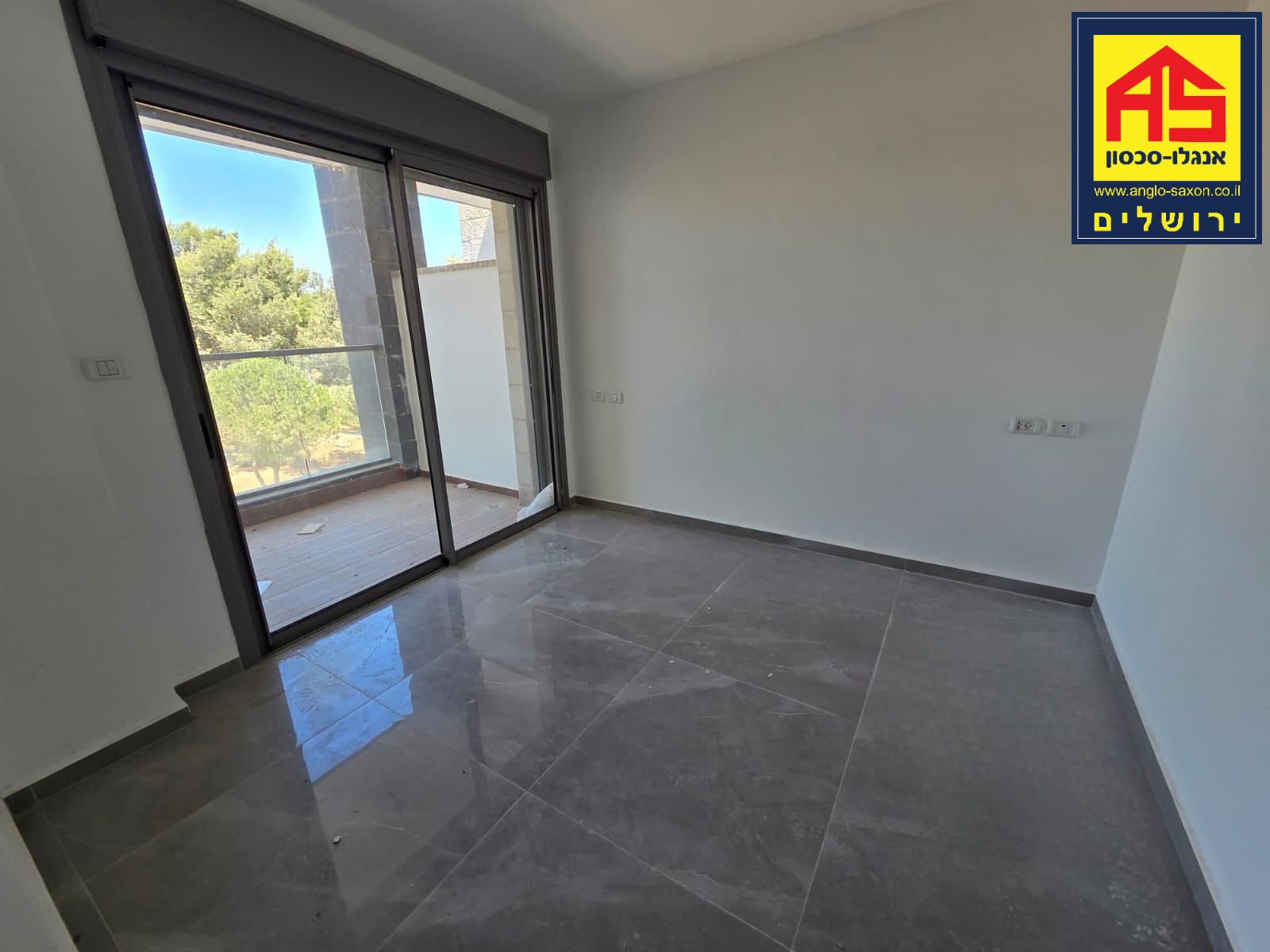 דירה 4 חדרים ב , קרית מנחם, ירושלים