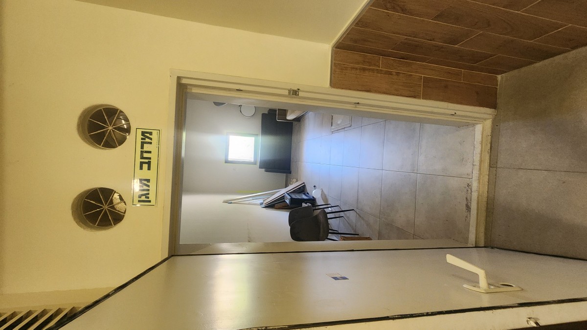 דירה 2 חדרים בדרך העצמאות, עיר תחתית, חיפה