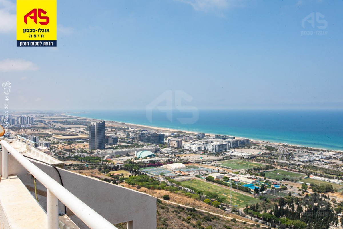 פנטהאוז 5 חדרים בויצ