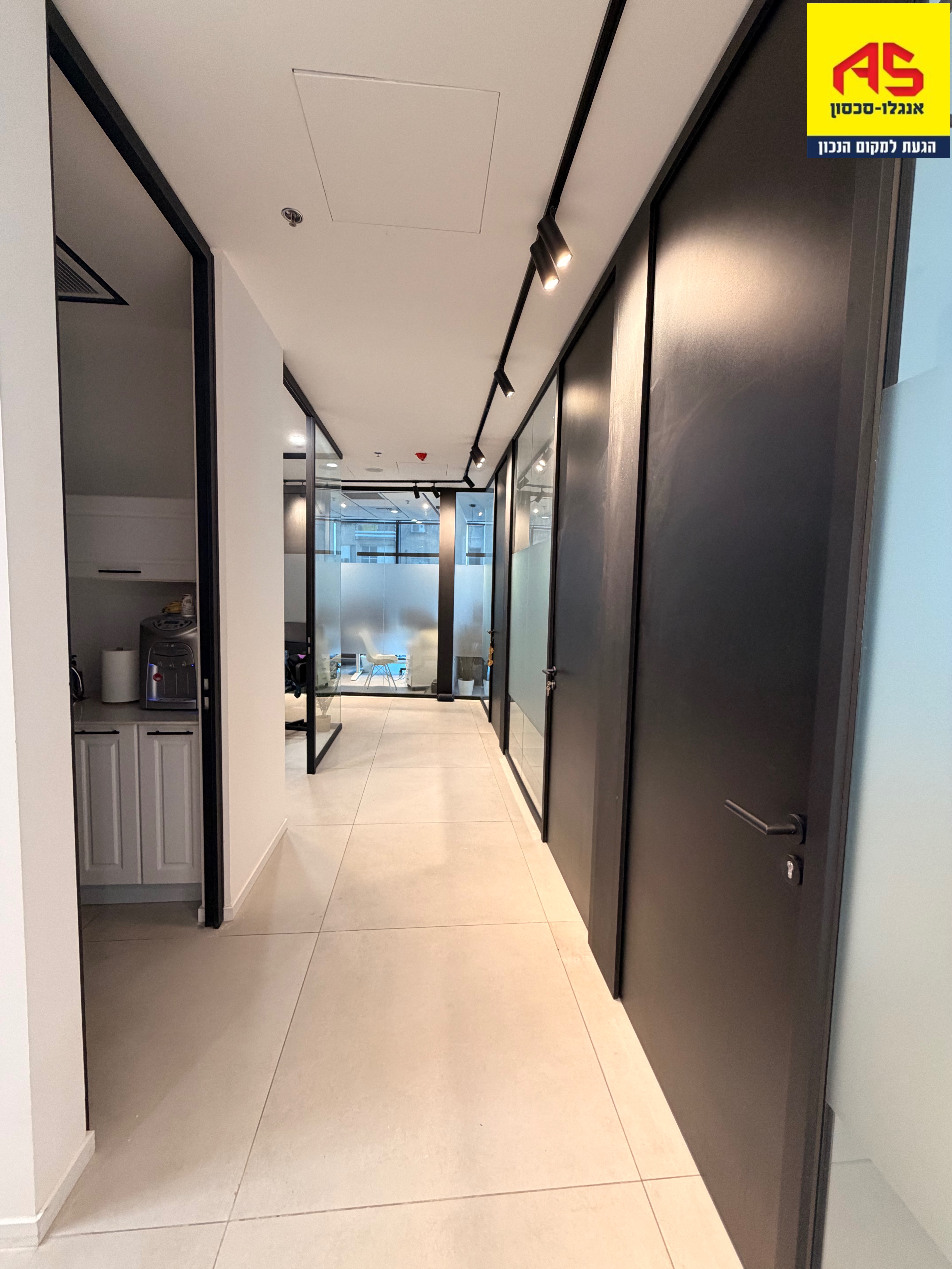 Bureau 7 Pièces à Ramatayim Road, Ramatayim,  Hod Hasharon מהסמארטפון שלי