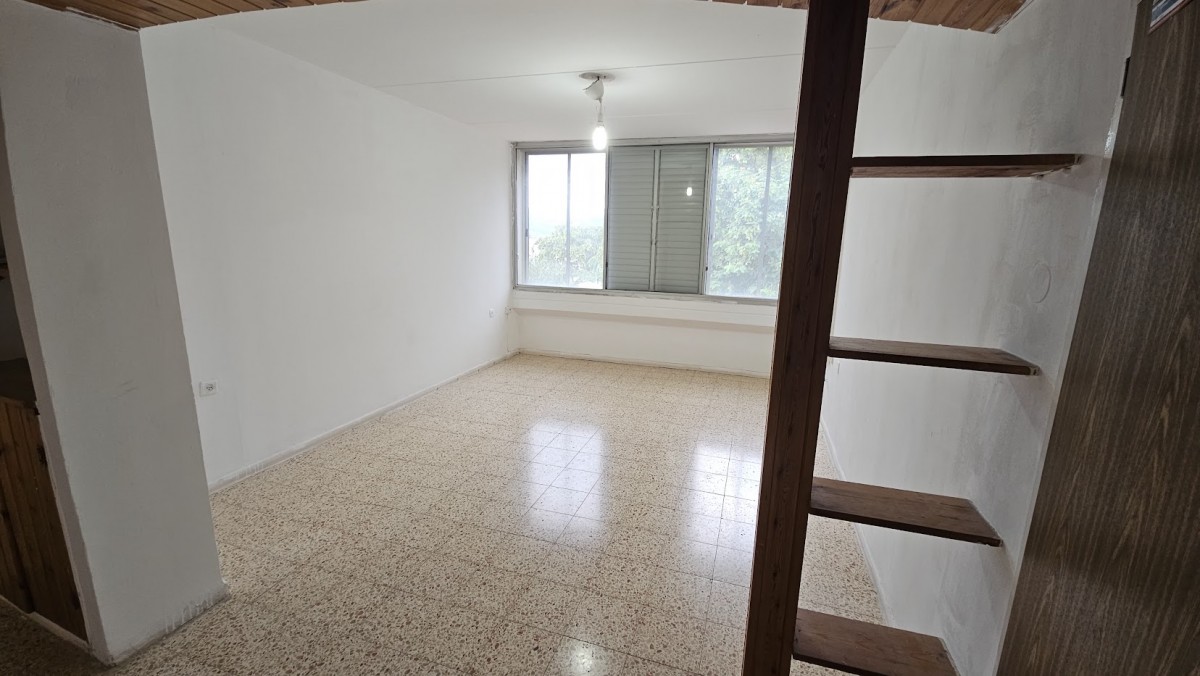 Appartement 3 Pièces à Sigaliyot Street,  Ma'alot-Tarshiha