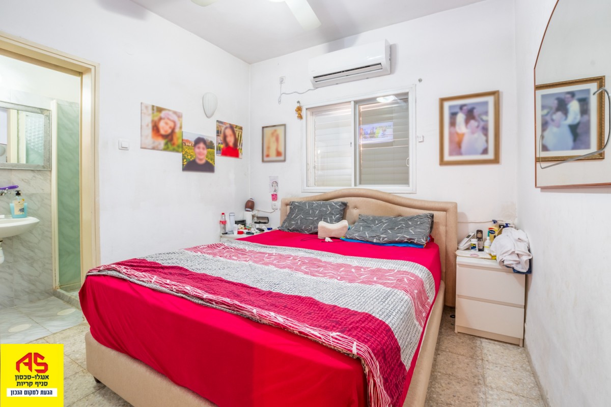 Triplex 5 Pièces à Kiryat Haim,  Kiryat Haim