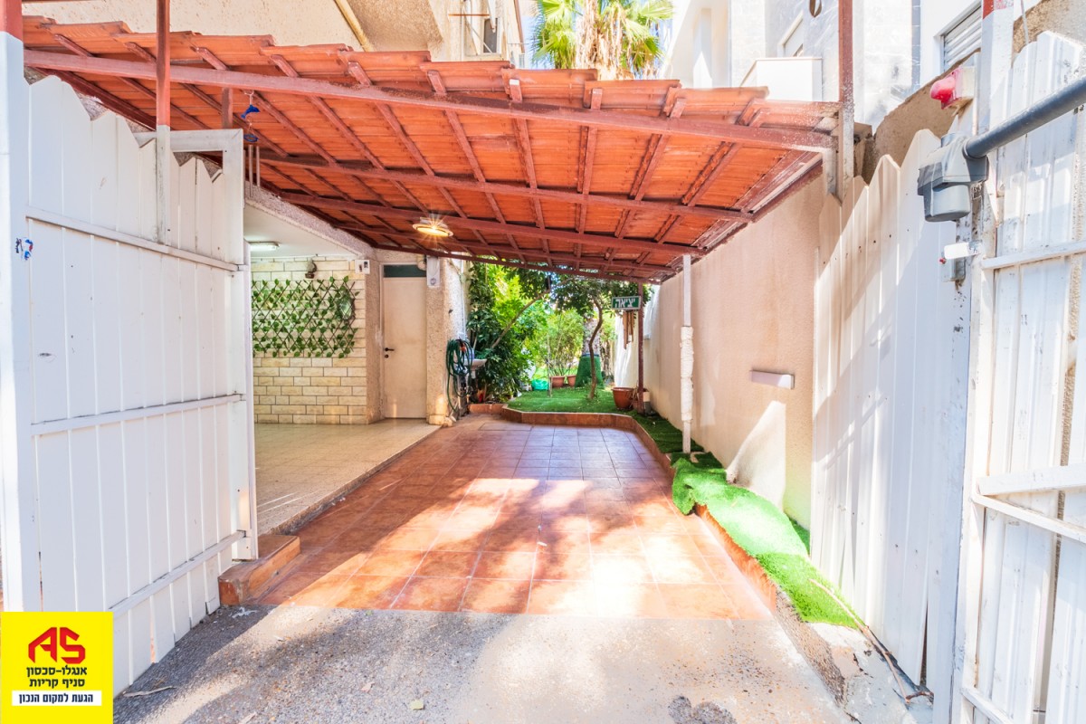 Triplex 5 Pièces à Kiryat Haim,  Kiryat Haim