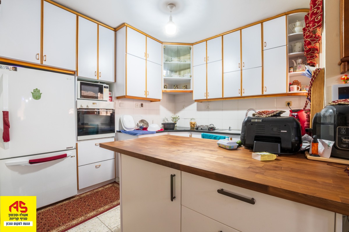 Triplex 5 Pièces à Kiryat Haim,  Kiryat Haim