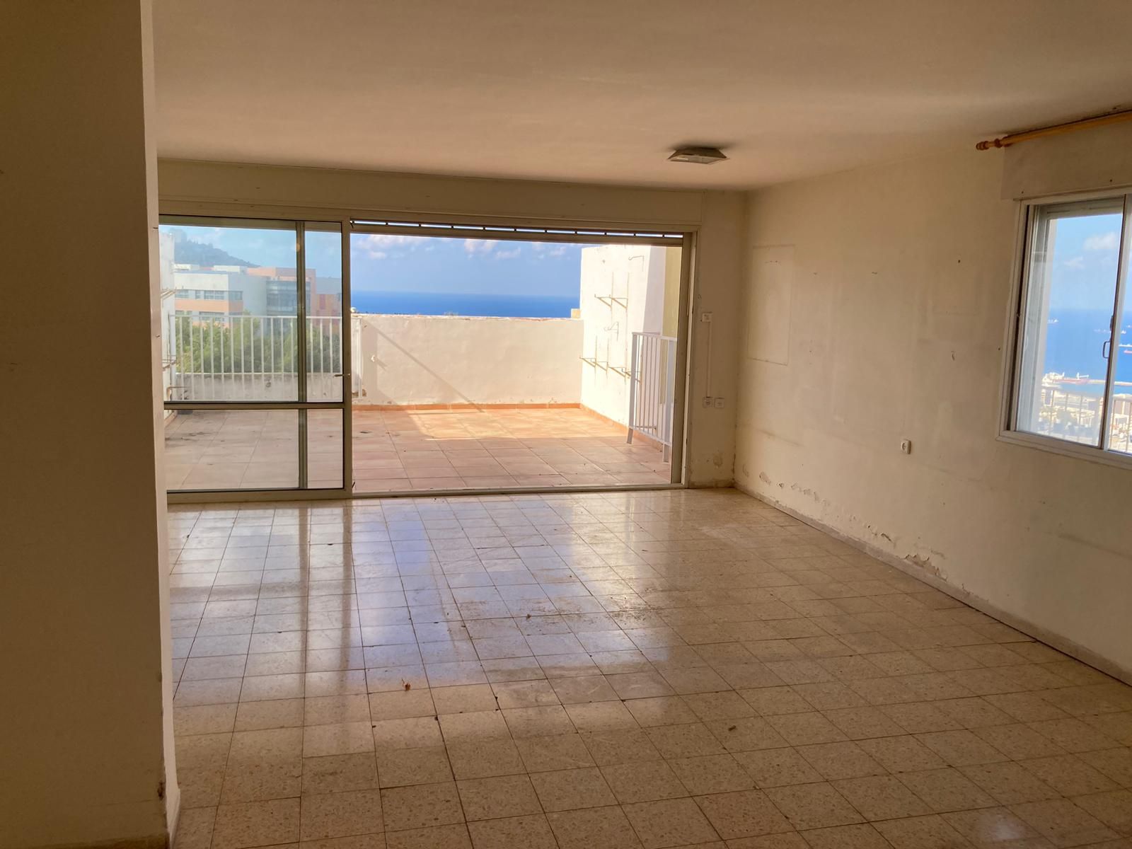 Penthouse 6 Pièces à Leon Blum Street, Ramat Hadar,  Haifa מהסמארטפון שלי