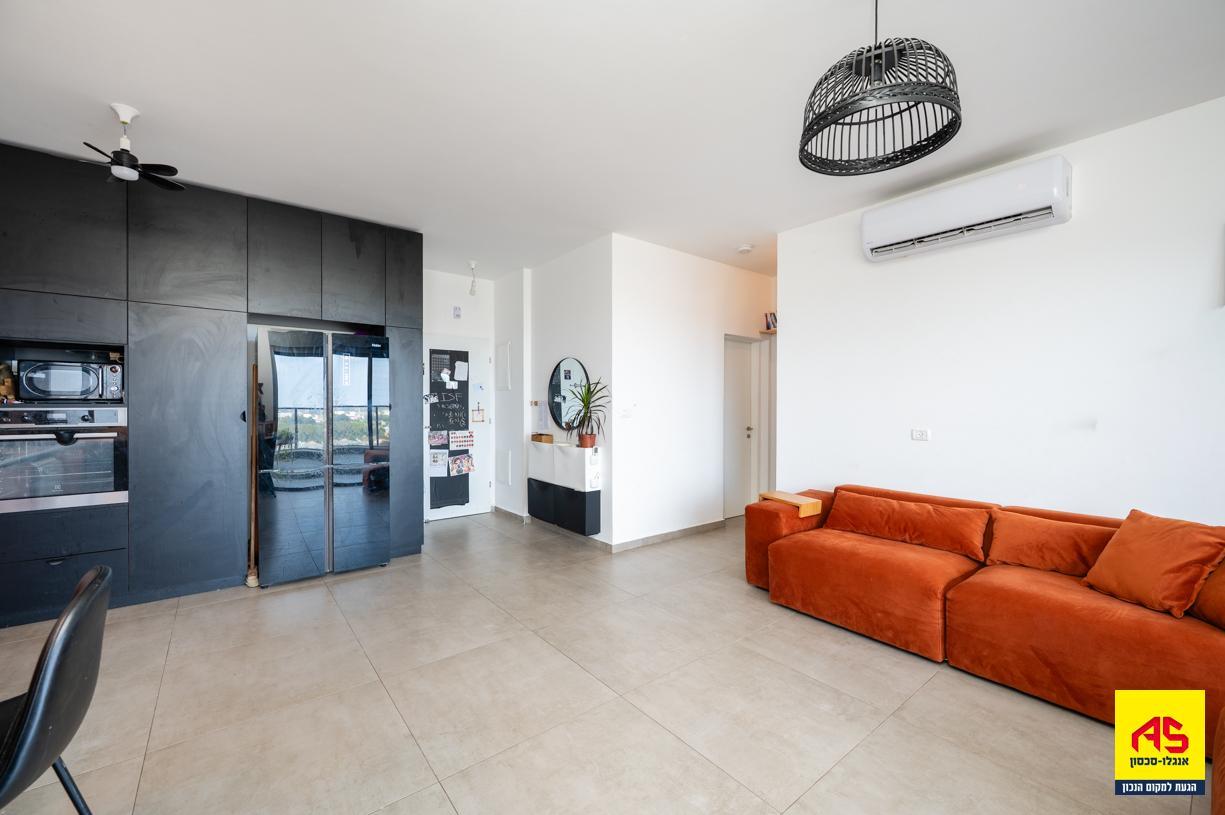 Appartement 3 Pièces à Tel Tsvi Street,  Pardes Hanna-Karkur