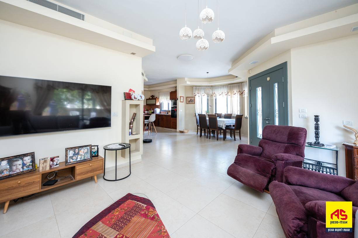 Villa 4 Pièces à Hashmona'im Street,  Pardes Hanna-Karkur