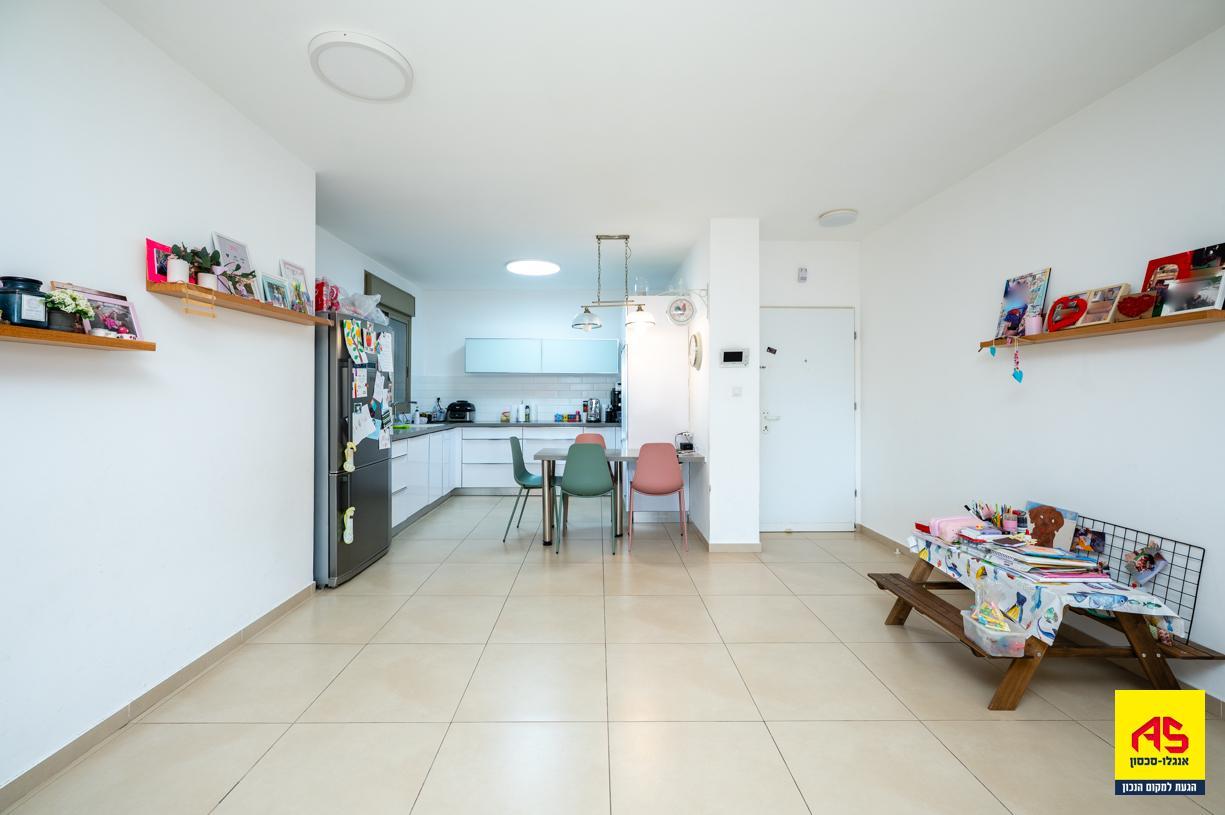 Appartement 5 Pièces à Neta Street,  Pardes Hanna-Karkur