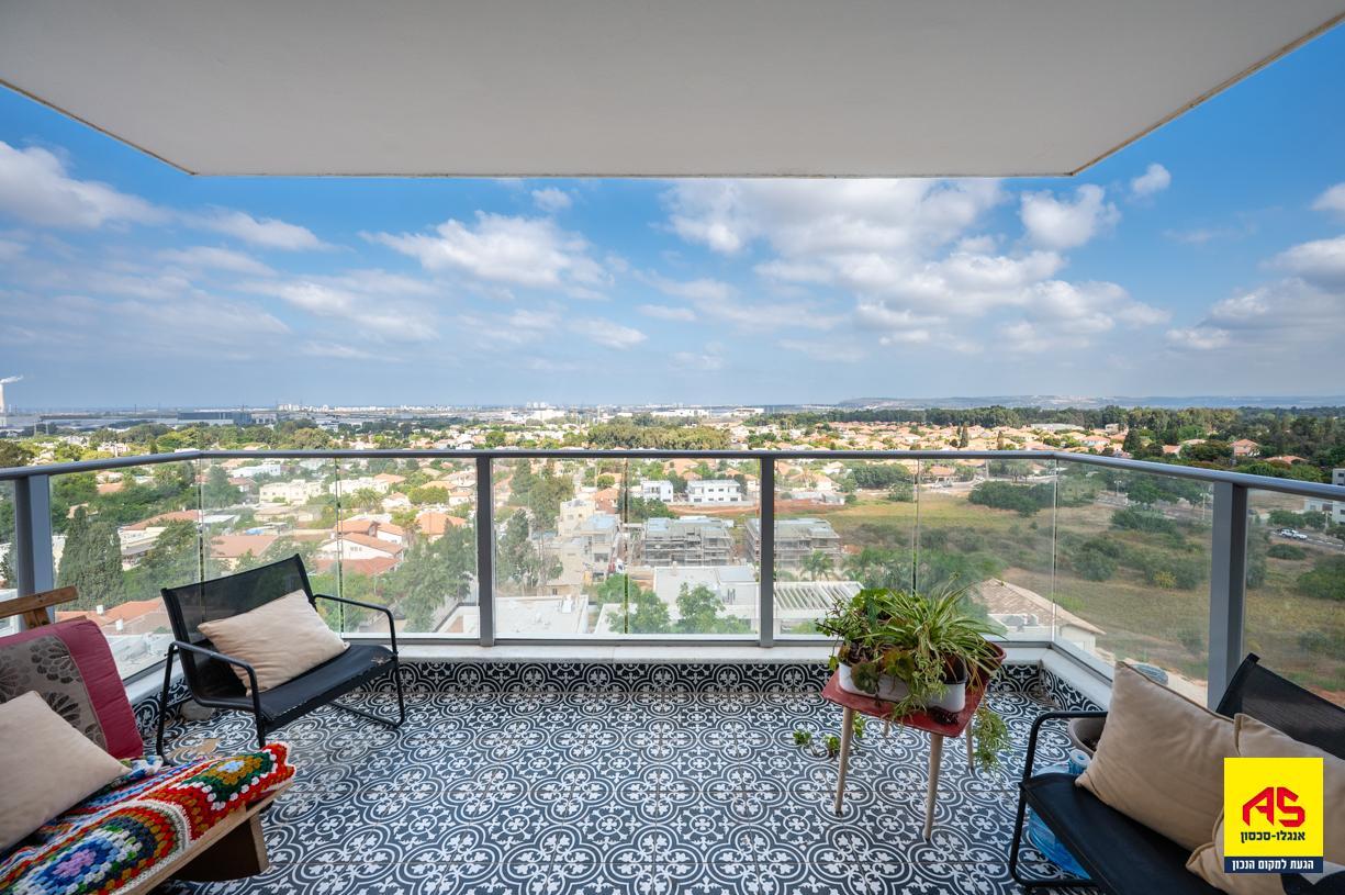 Appartement 3 Pièces à Tel Tsvi Street,  Pardes Hanna-Karkur