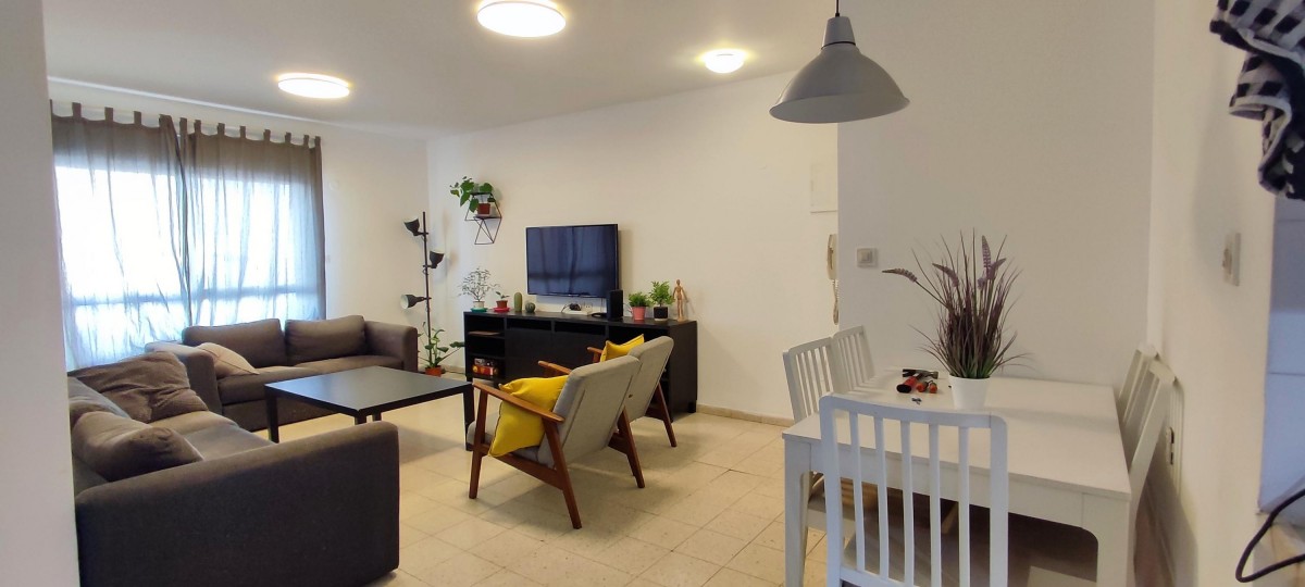 Appartement 4 Pièces à Tapuz Street,  Pardes Hanna-Karkur