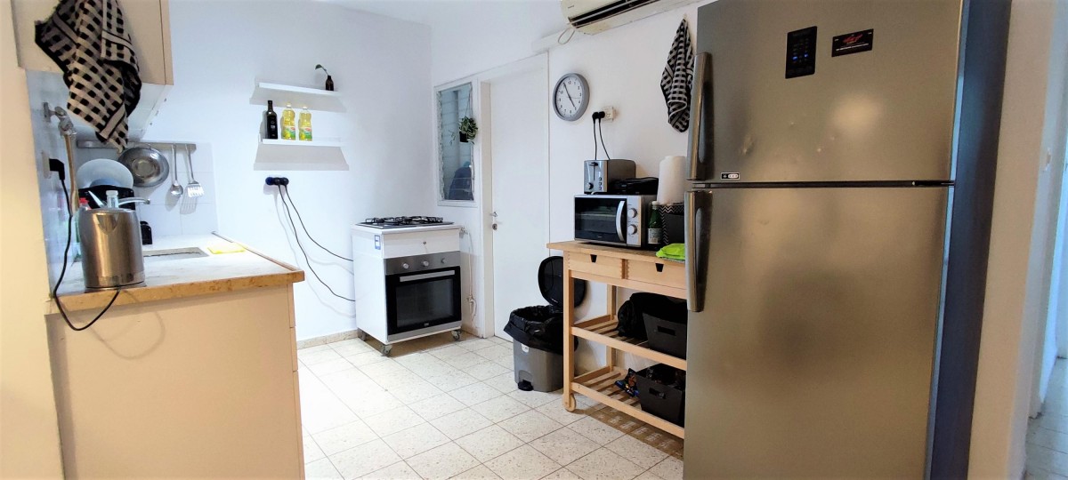 Appartement 4 Pièces à Tapuz Street,  Pardes Hanna-Karkur