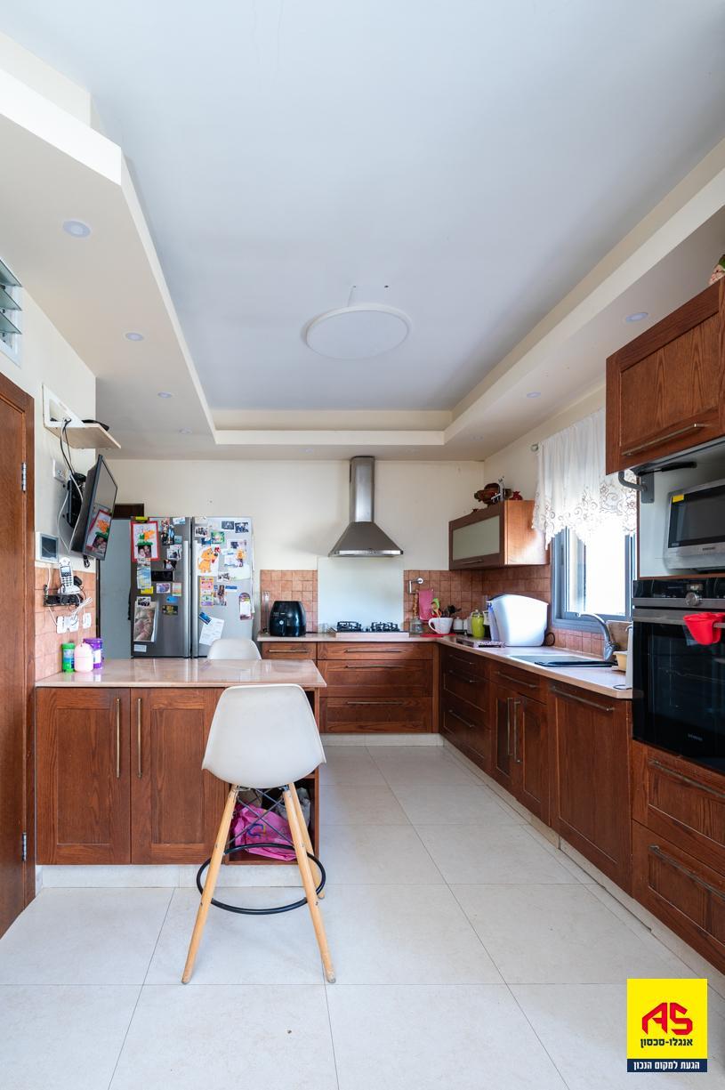 Villa 4 Pièces à Hashmona'im Street,  Pardes Hanna-Karkur