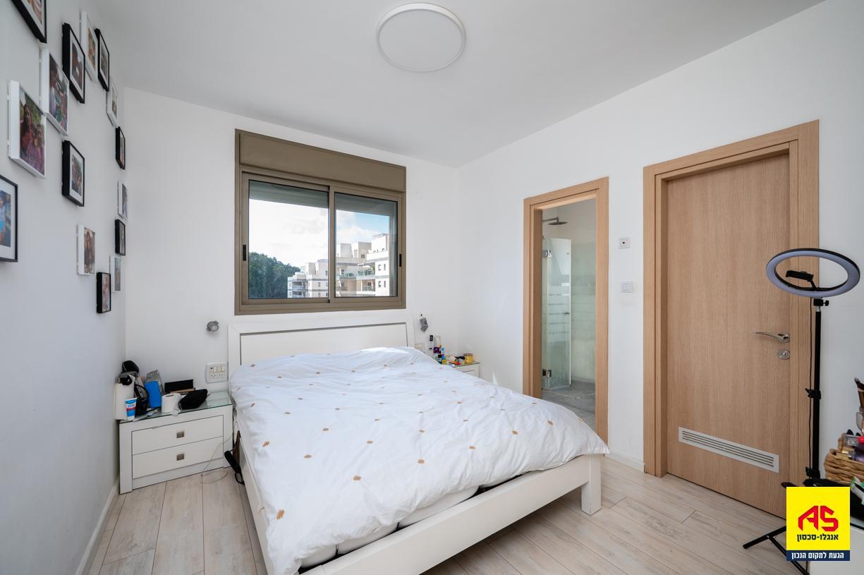 Appartement 5 Pièces à Neta Street,  Pardes Hanna-Karkur