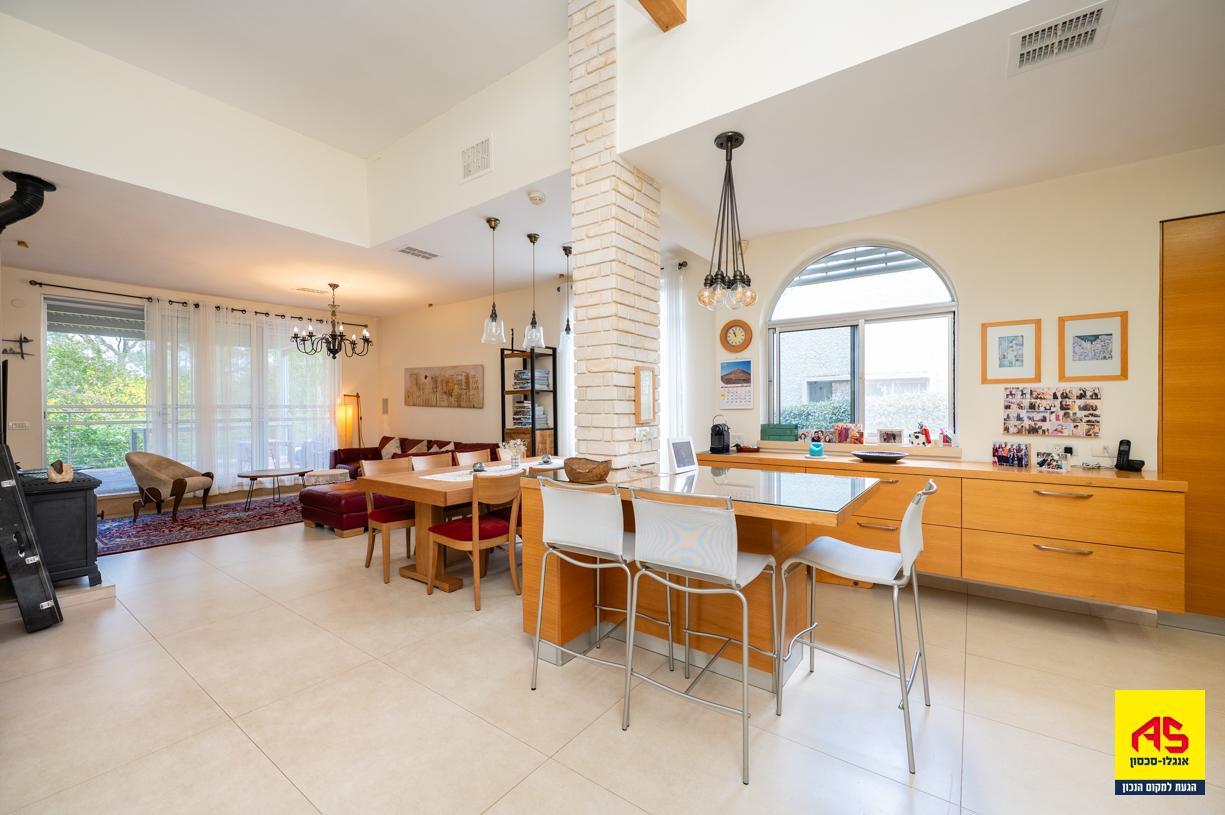 Villa 7 Pièces à Pardes Hanna-Karkur,  Pardes Hanna-Karkur