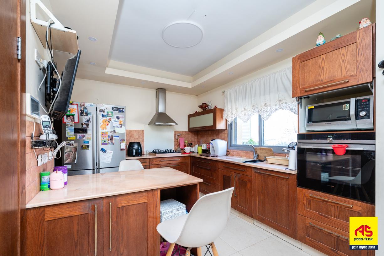 Villa 4 Pièces à Hashmona'im Street,  Pardes Hanna-Karkur