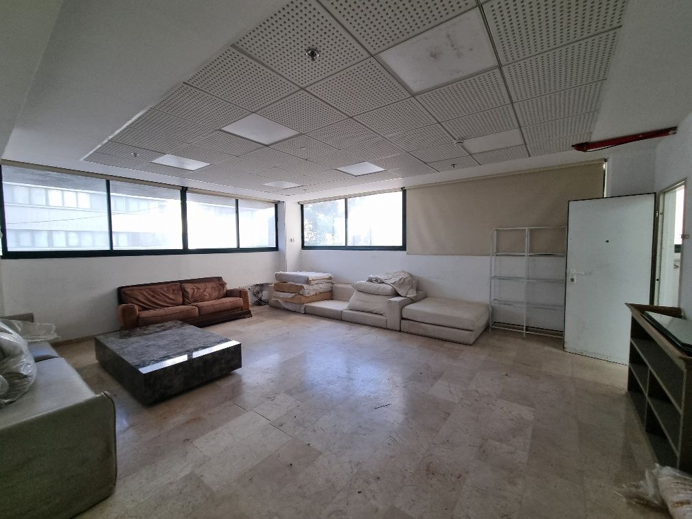 Hall  Shoken Street, South,  Tel Aviv-Yafo מהסמארטפון שלי