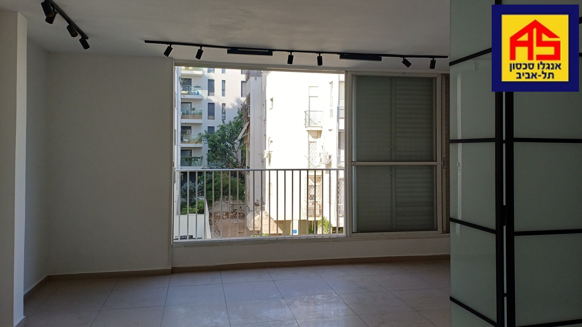 Appartement 4 Pièces à Biltmore Street, Hei be-Iyar Street,  Tel Aviv-Yafo null