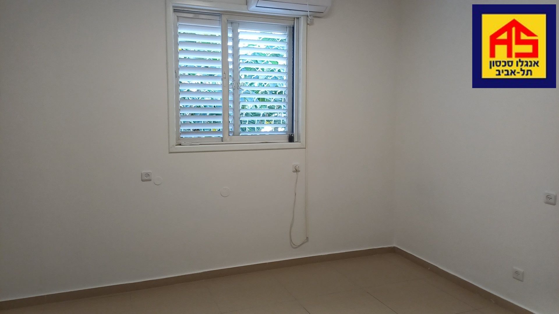 Appartement 4 Pièces à Biltmore Street, Hei be-Iyar Street,  Tel Aviv-Yafo רינת שיר- אנטקולסקי 21- 23.10.25