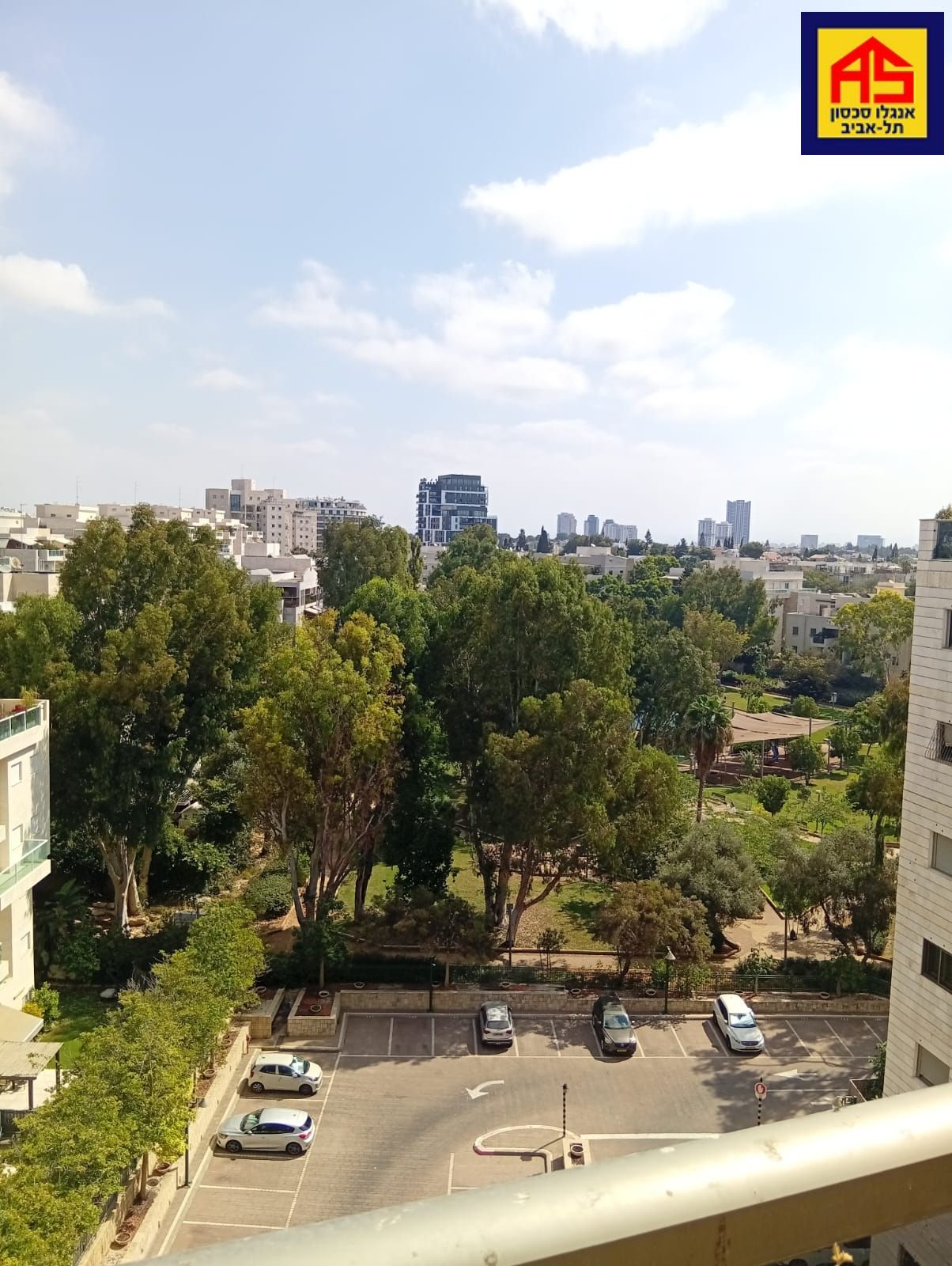 Penthouse 3.5 Rooms in Hanna Rovina Street, Tel Baruch,  Tel Aviv-Yafo מאיר זינגר 3