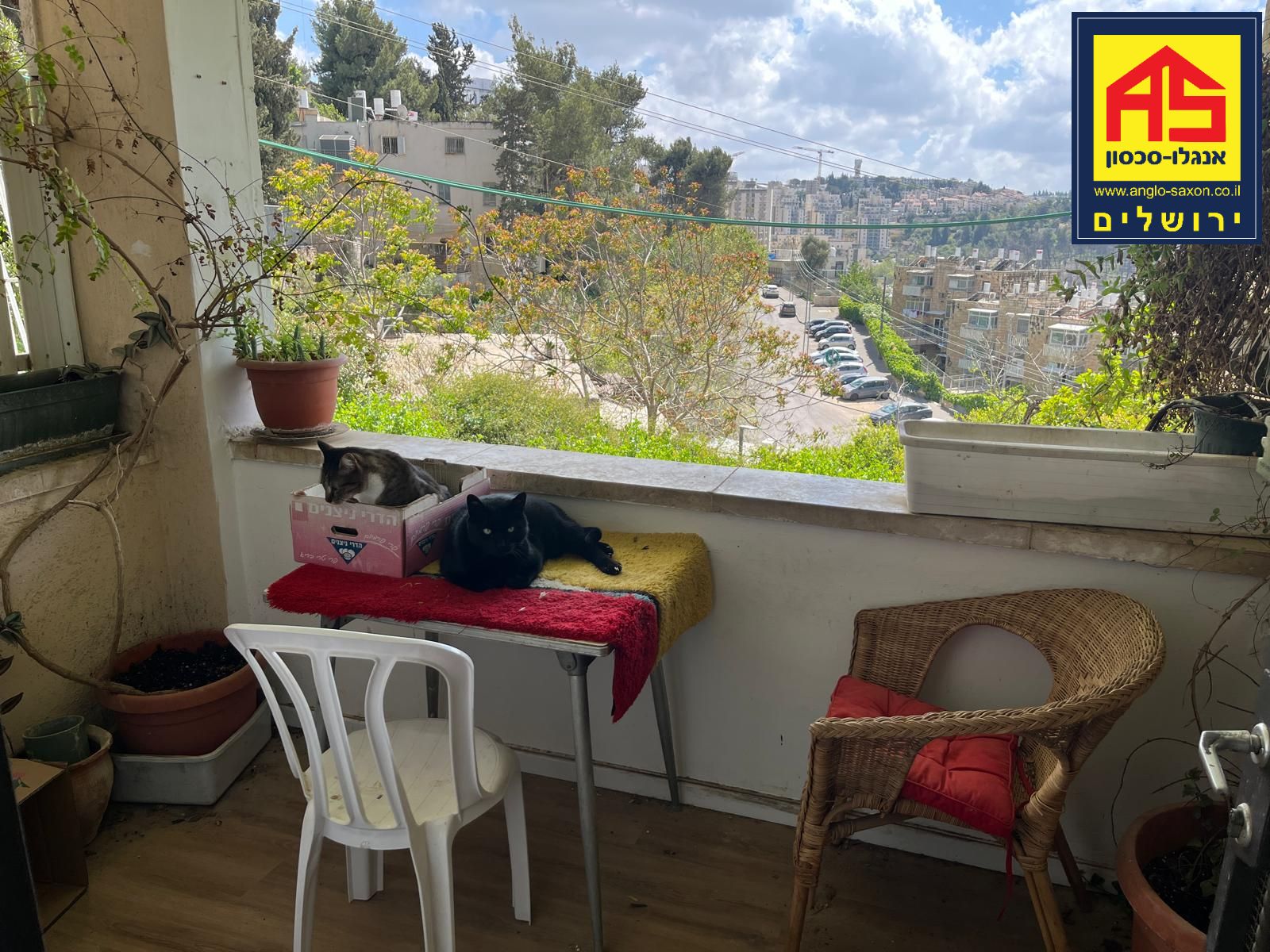 Apartment 3 Rooms in Meir Evner Street, Kiryat HaYovel,  Jerusalem