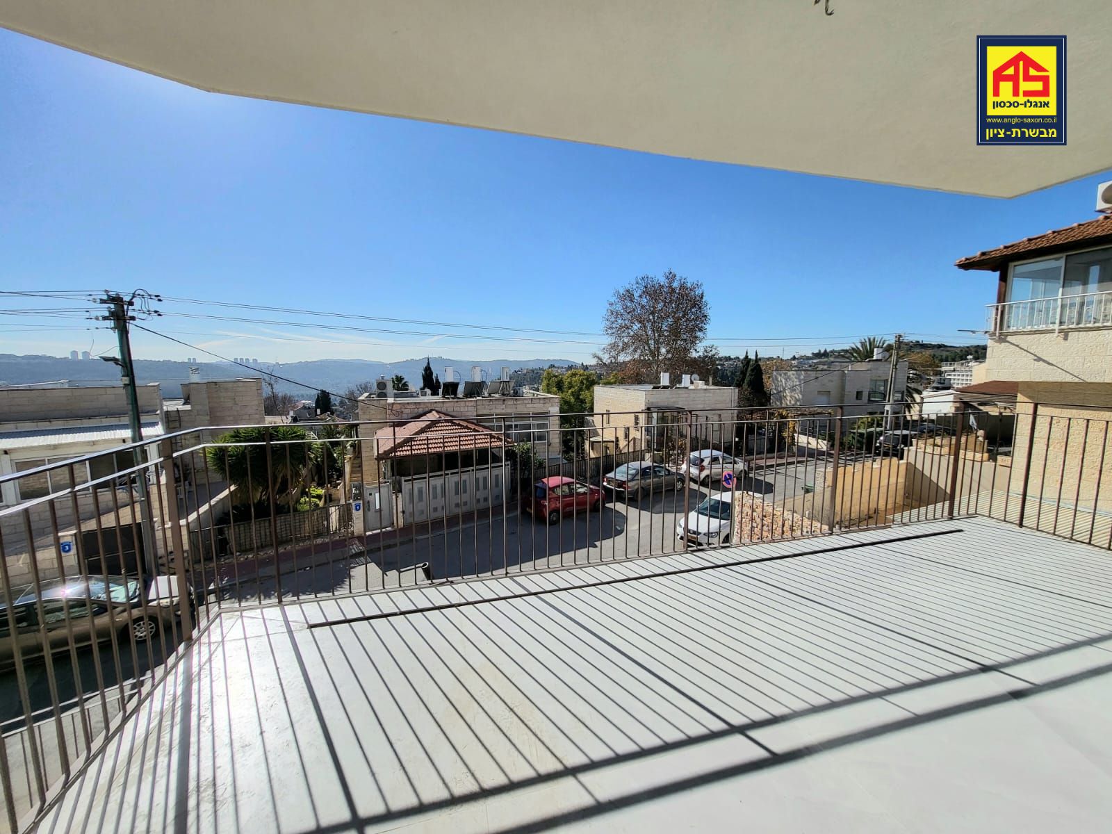 Apartment 4 Rooms in Kharuv Street, Shchuna C,  Mevaseret Zion