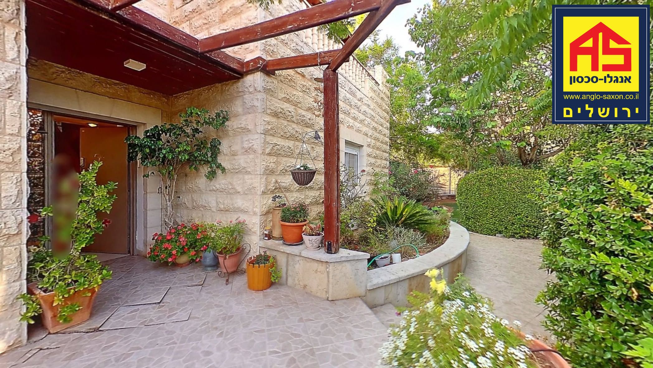 Maison 9 Pièces à Elazar,  Elazar