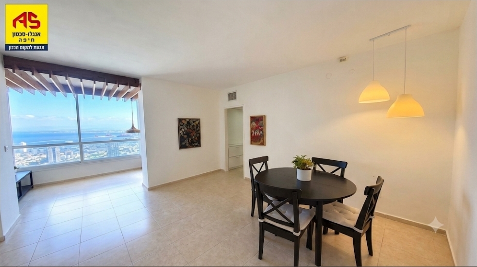 Apartment 4 Rooms in Bracha Habas Street,  Haifa