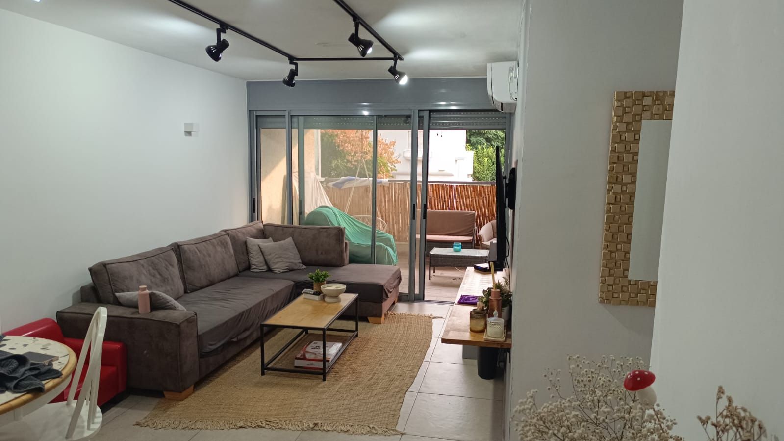 דירה 4.5 חדרים באנשי בראשית, הוד השרון