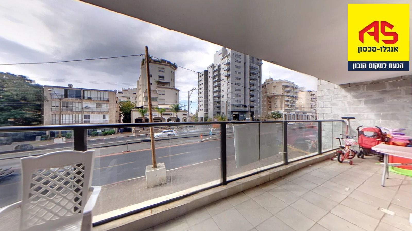 Apartment 5 Rooms in Ramatayim Road, Ramatayim,  Hod Hasharon