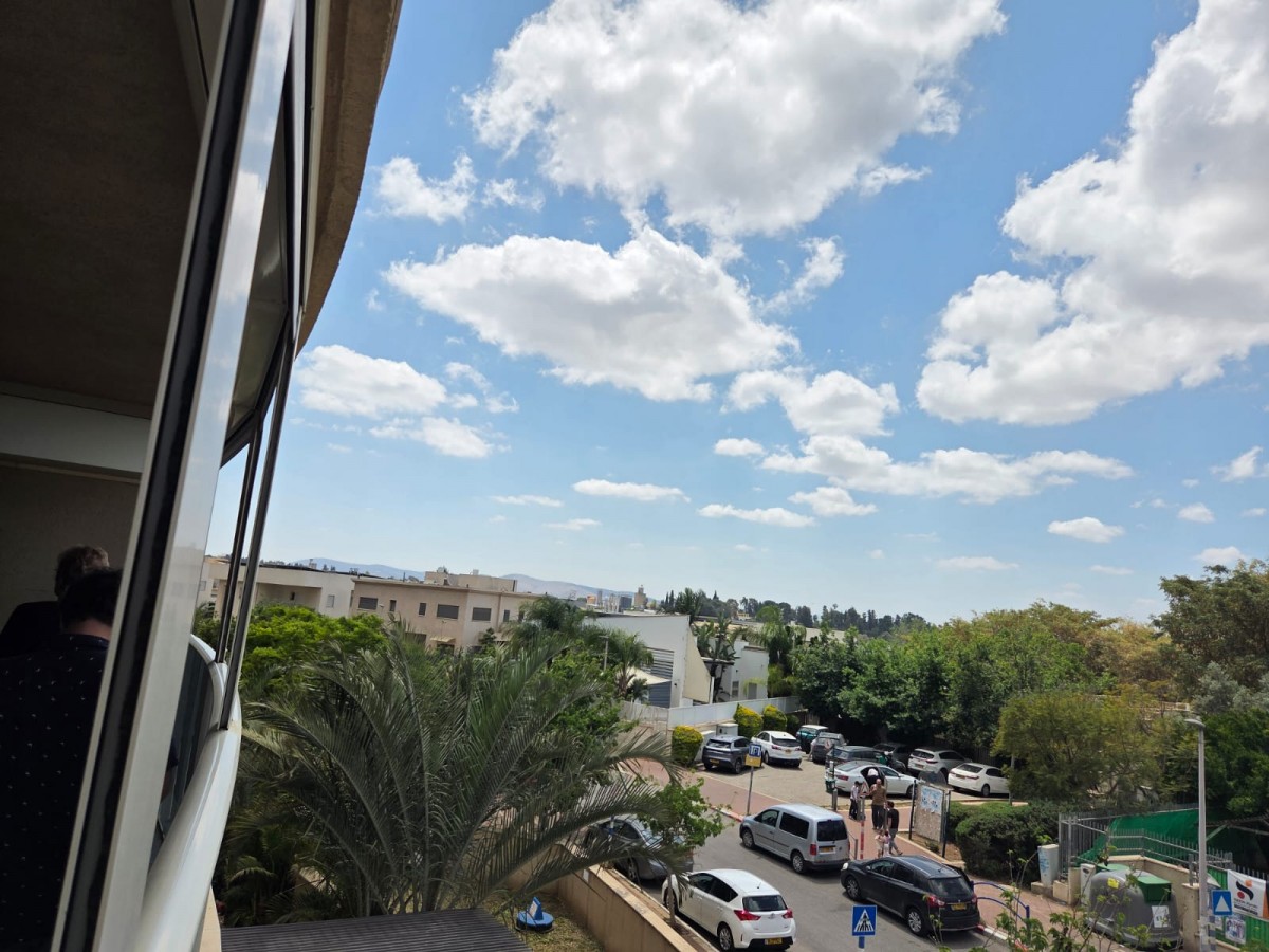 דירה 5 חדרים בתרשיש, רובע יזרעאל, עפולה
