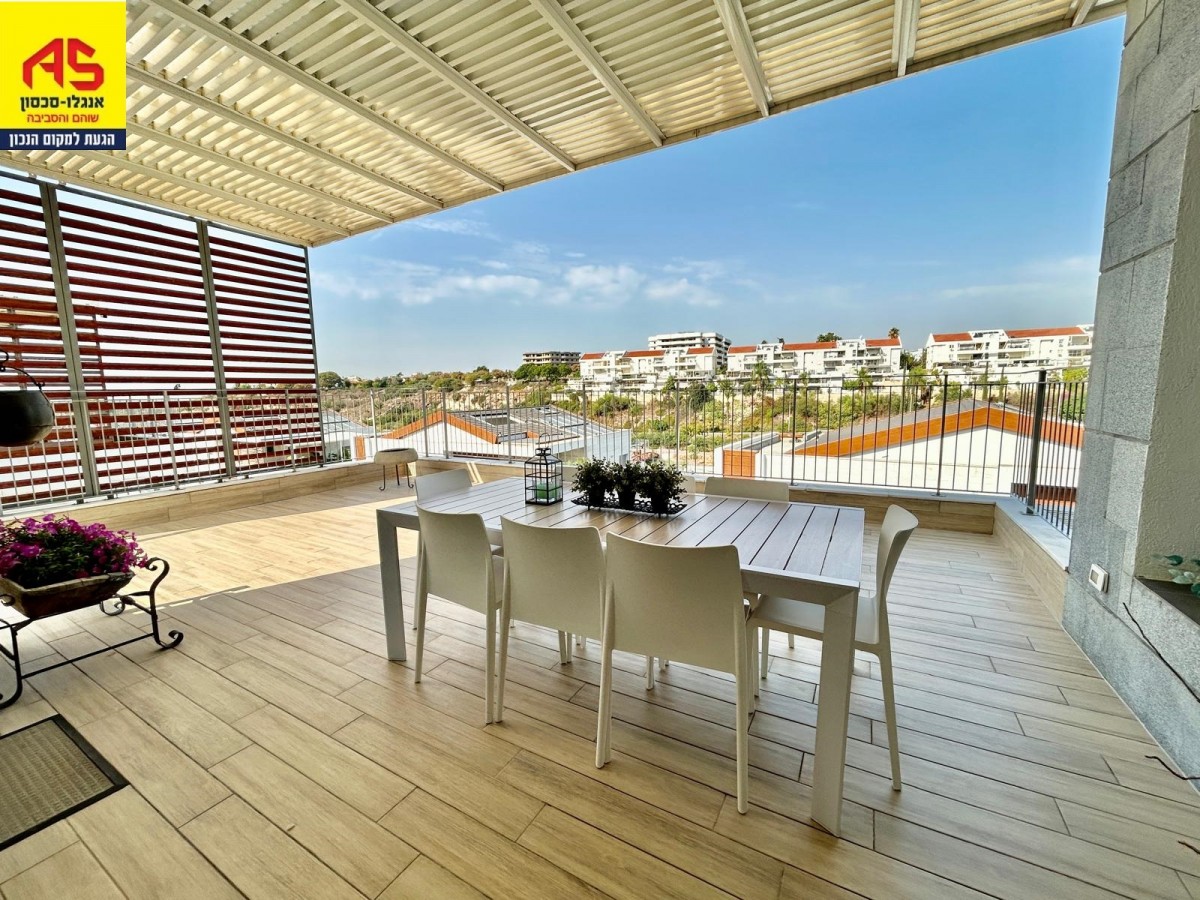 פנטהאוז 5 חדרים בהדרים, שוהם