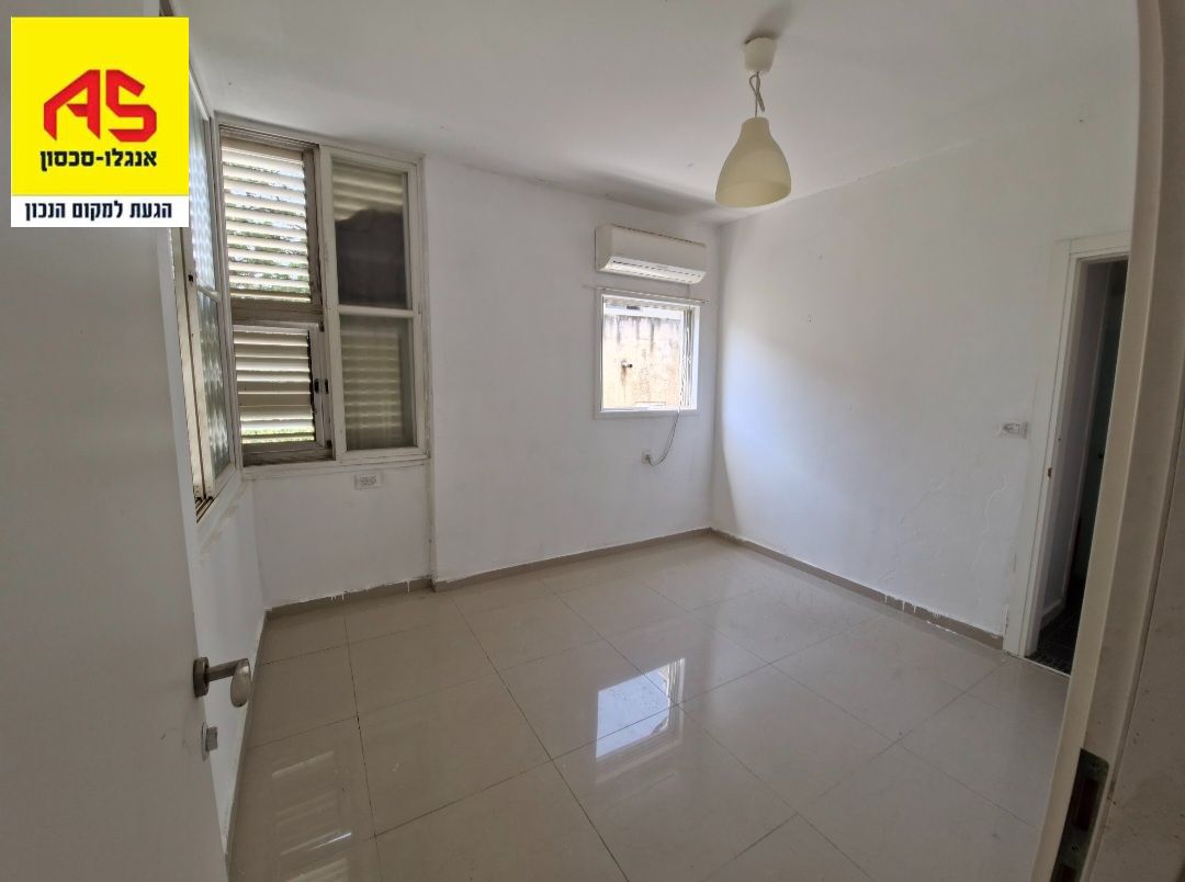 For Rent Apartment 2 Rooms in HaShomer Street, Herzliya Ha-Yeruka,  Herzliya