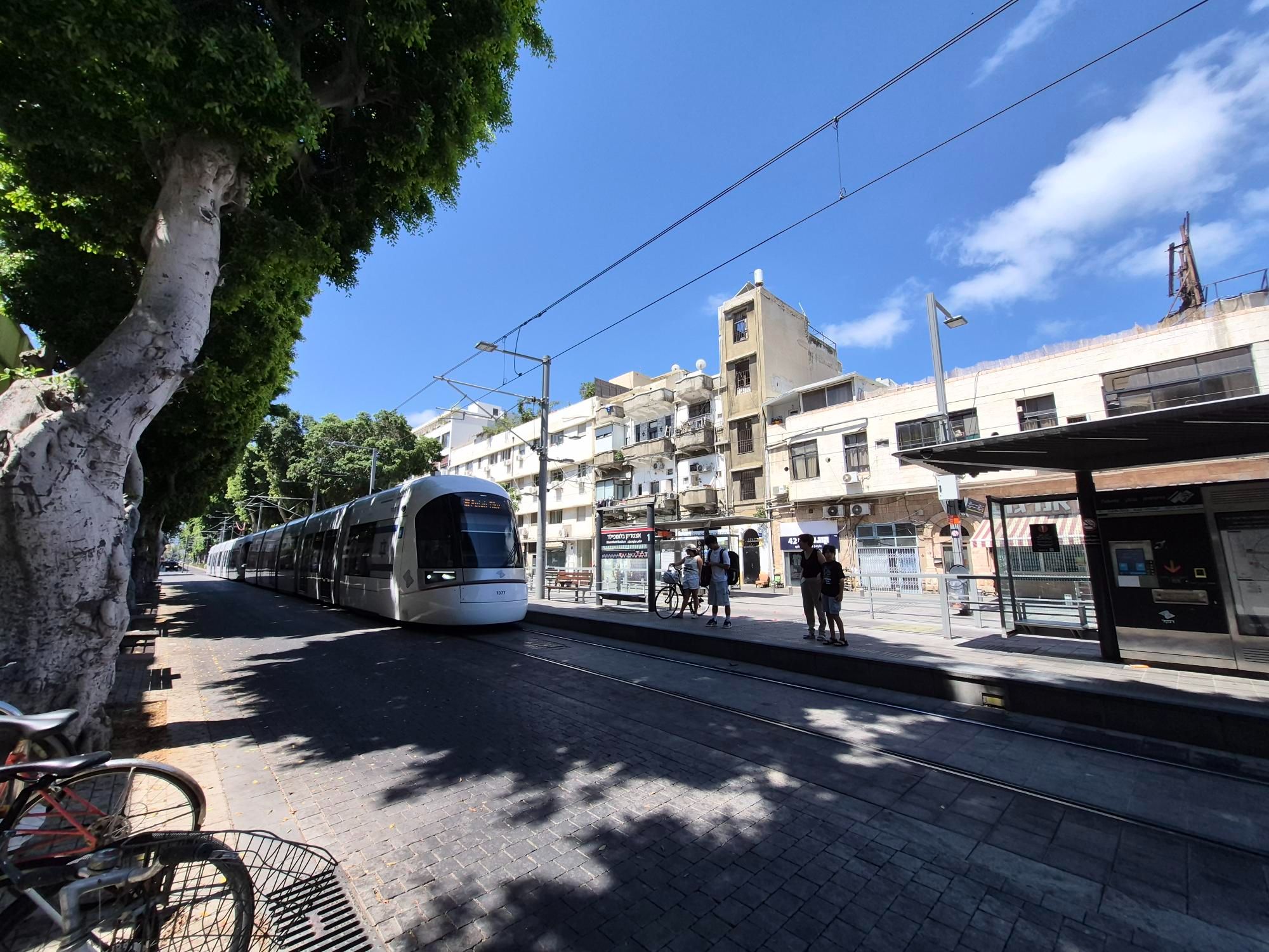 חנות בבן צבי, קרית שלום, תל אביב יפו