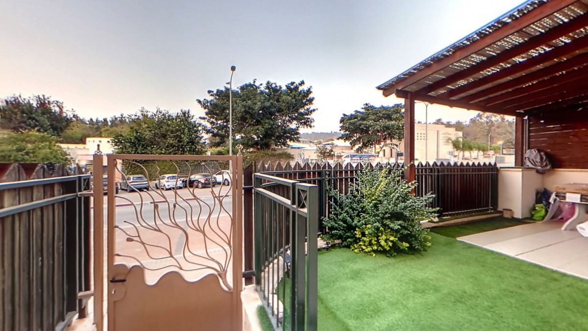 Cottage 5 Pièces à השרון,  מגדל העמק