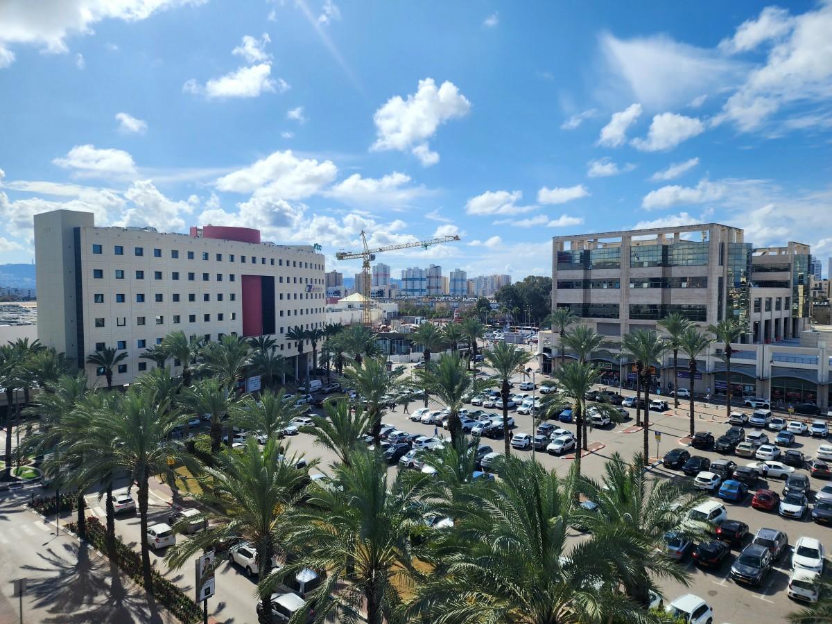 למכירה פנטהאוז 5 חדרים בניל''י, קרית ביאליק