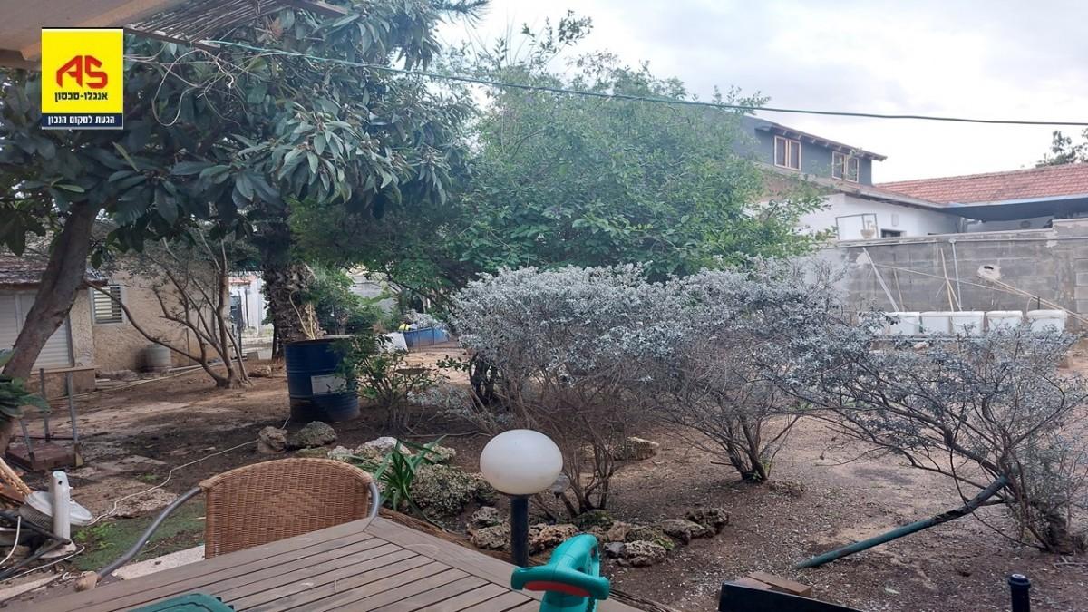 וילה 2 חדרים ביציאת אירופה, הרצליה